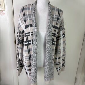 Kempson women Sz XL Collared Plush Open Front Plaid Cardigan Sweater grey black